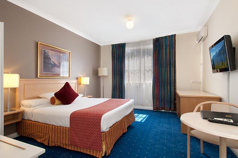 Comfort Hotel Dandenong Room photo